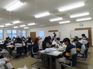 対策本部の様子2