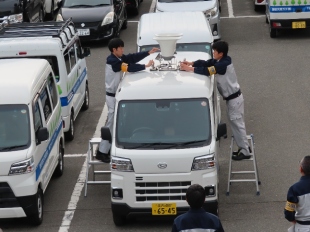 スピーカー設置の様子